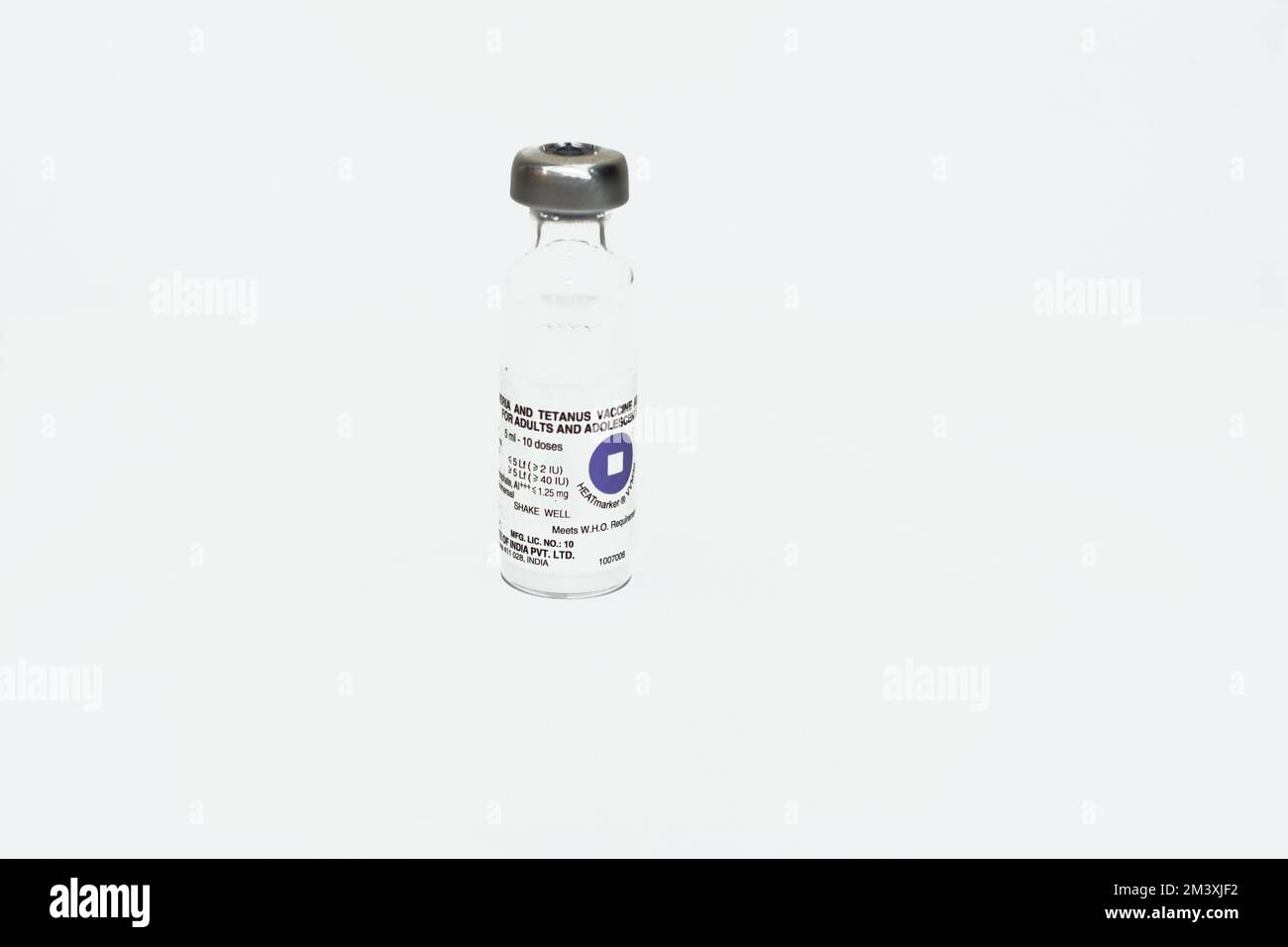 Le Caire, Egypte, 12 décembre 2022: Vaccin contre le tétanos de la diphtérie pour injection intramusculaire dans le muscle deltoïde de l'épaule pour les enfants et les adultes, Diphthe Banque D'Images
