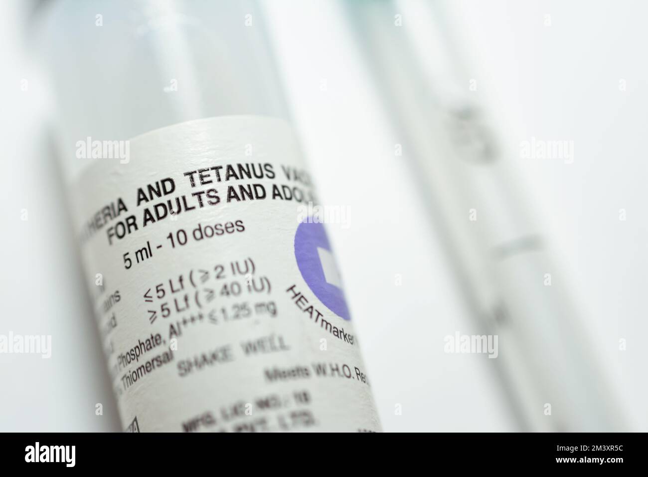 Le Caire, Egypte, 12 décembre 2022: Vaccin contre le tétanos de la diphtérie pour injection intramusculaire dans le muscle deltoïde de l'épaule pour les enfants et les adultes, Diphthe Banque D'Images