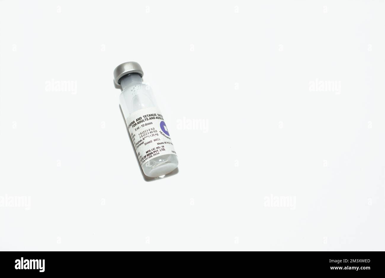 Le Caire, Egypte, 12 décembre 2022: Vaccin contre le tétanos de la diphtérie pour injection intramusculaire dans le muscle deltoïde de l'épaule pour les enfants et les adultes, Diphthe Banque D'Images