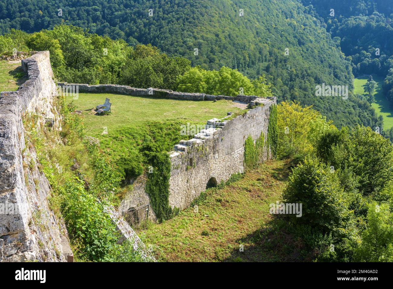 Château de Hohenurach au sommet de la montagne, Bad Urach, Allemagne ...
