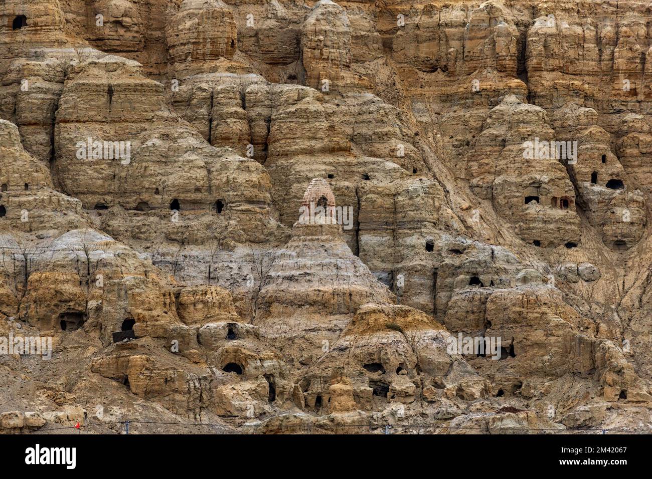 Vue sur les ruines de Piyang Dongga dans le comté de Zanda, préfecture de Ngari, Tibet, Chine. Banque D'Images