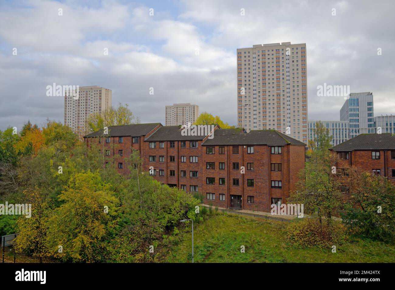 Les appartements du conseil dans les logements pauvres avec de nombreuses questions de protection sociale à Linwood Banque D'Images