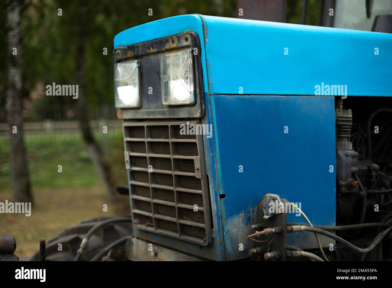 Machines rurales. Tracteur en détail. Transport industriel. Vieille voiture. Banque D'Images