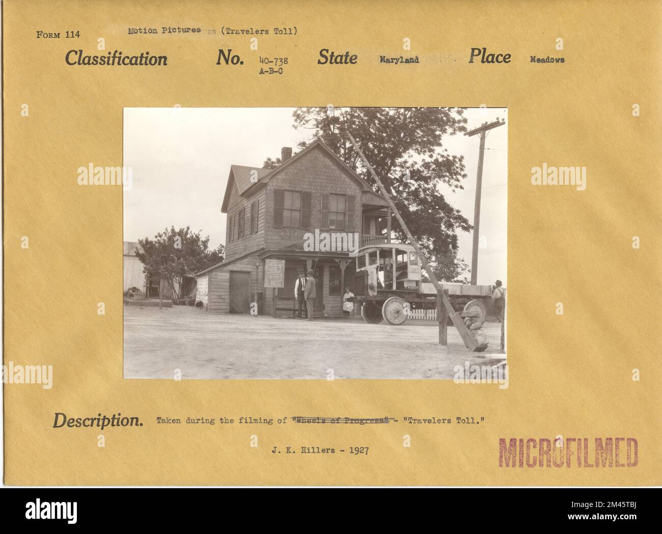 E. F. Allen pendant le tournage de « Travelers Toll ». Légende originale : E. F. Allen - prise pendant le tournage de « Travelers Toll ». J. K. Hillers - 1927. État: Maryland place: Meadows. Banque D'Images