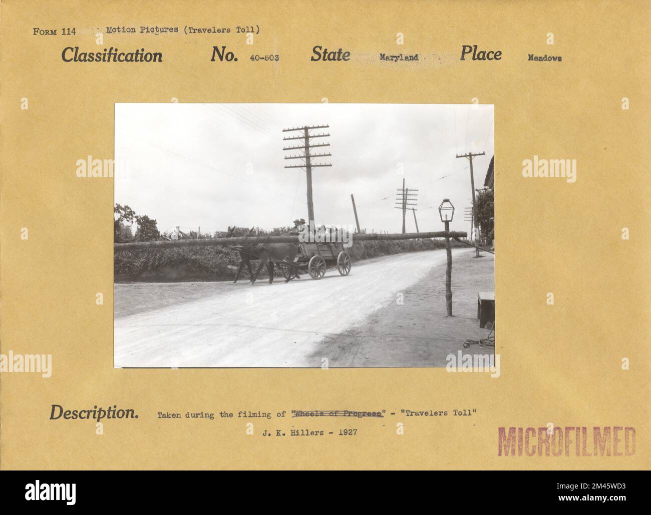 Photographie prise pendant le tournage de « Travelers Toll ». Légende originale : prise pendant le tournage de « Wheels of Progress » - « Travelers Toll ». J. K. Hillers - 1927. État: Maryland place: Meadows. Banque D'Images