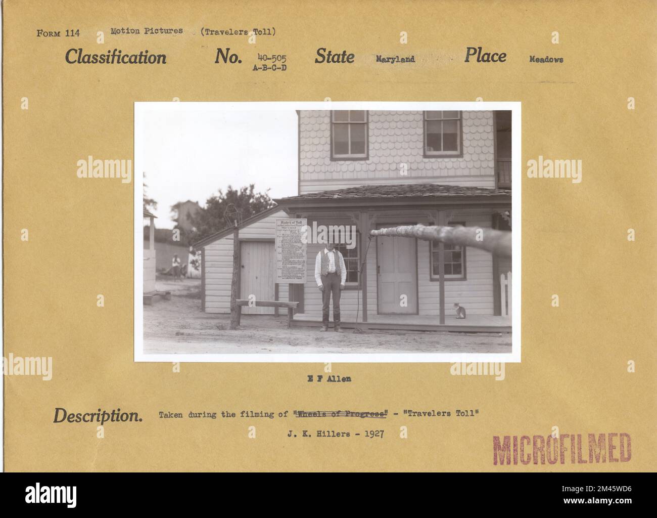 E. F. Allen pendant le tournage de « Travelers Toll ». Légende originale : E. F. Allen prise pendant le tournage de « Wheels of Progress » - « Travelers Toll ». J. K. Hillers - 1927. État: Maryland place: Meadows. Banque D'Images