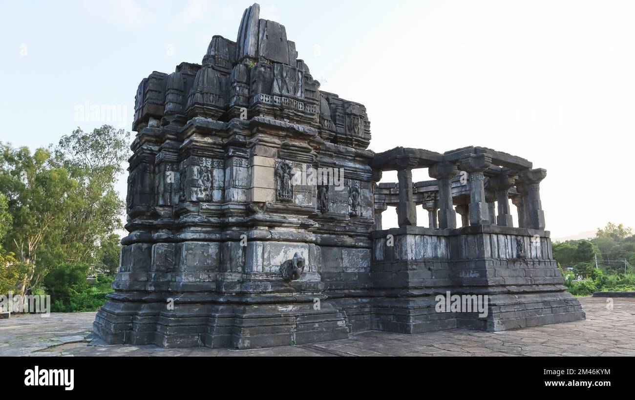 Vue arrière du temple de Lord Shiva, Antarsumba, Samarkantha, Gujarat, Inde. Banque D'Images