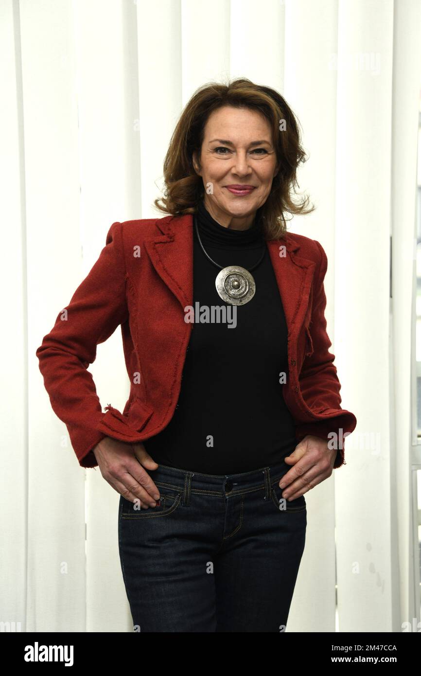 Milan, Italie. 19th décembre 2022. Milan, Photocall Fiction Arnoldo Mondadori livre pour changer le monde. RAI. Dans la photo Valeria Cavalli crédit: Agence de photo indépendante/Alamy Live News Banque D'Images