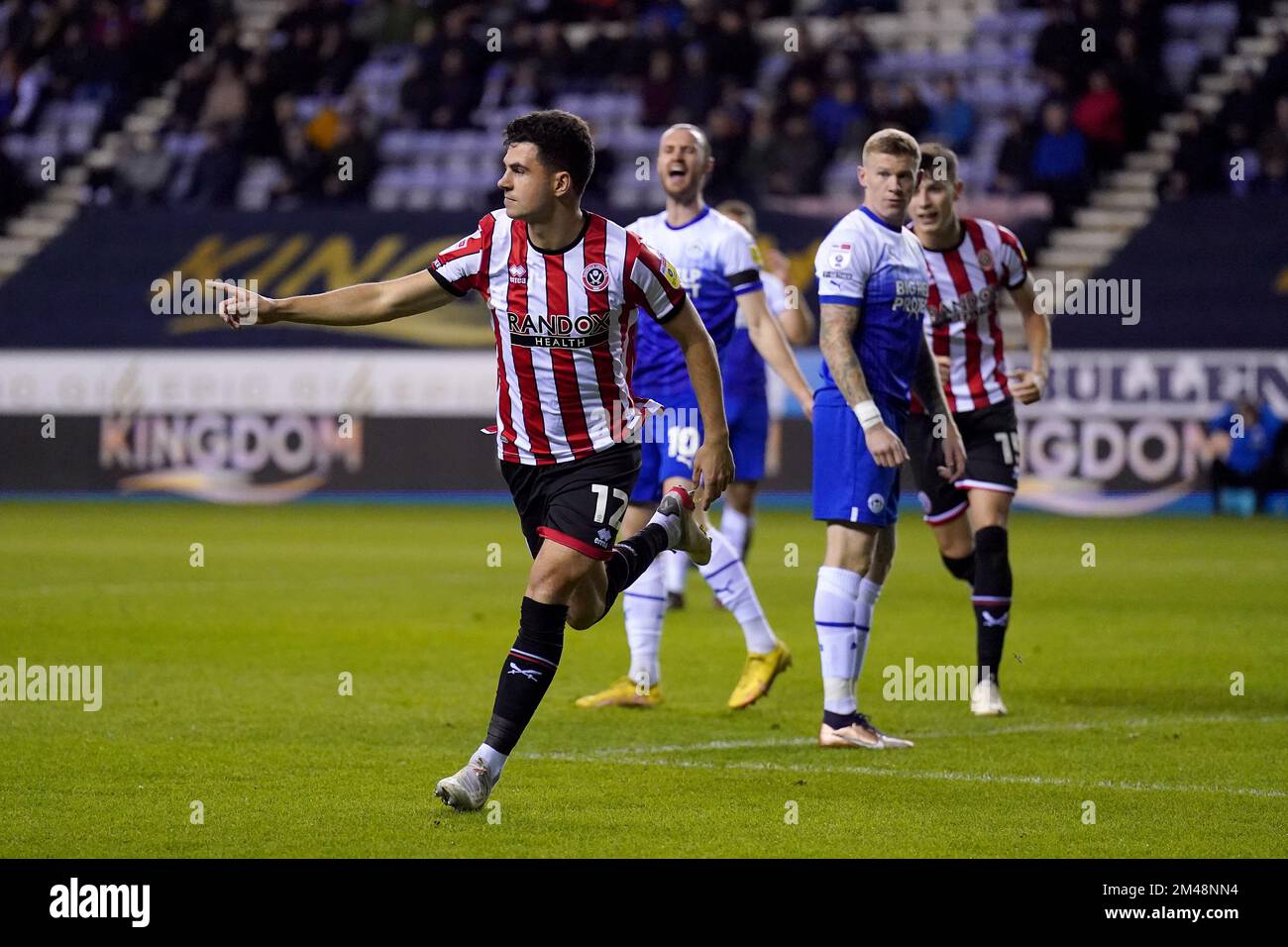 John Egan, de Sheffield United, célèbre le premier but de son équipe
