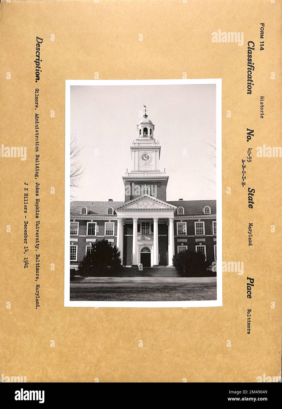 Gilman Hall, bâtiment administratif, Université Johns Hopkins, Baltimore, Maryland. Légende originale: Gilmore, Administration Building, Johns Hopkins University, Baltimore, Maryland. J. K. Hillers - 14 décembre 1941 État: Maryland place: Baltimore. 1941-12-14T00:00:00. Banque D'Images