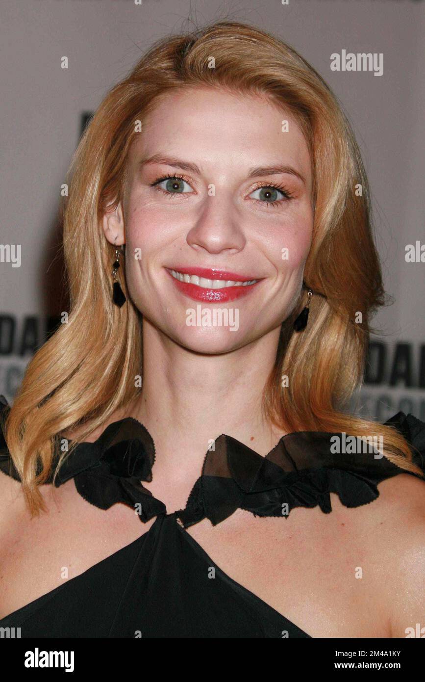 Claire Danes participe à la soirée d'ouverture de la production de « Pygmalion » de Roundabout Theatre Company au American Airlines Theatre de New York, sur 18 octobre 2007. Crédit photo : Henry McGee/MediaPunch Banque D'Images