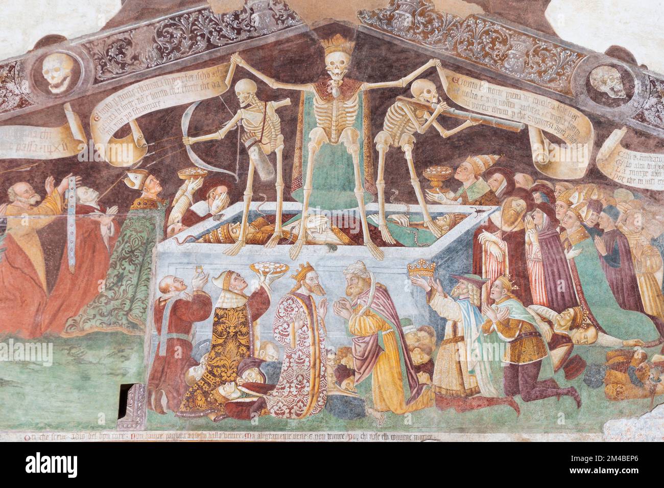oratorio dei disciplini: danse de la fresque de la mort, clusone, italie Banque D'Images