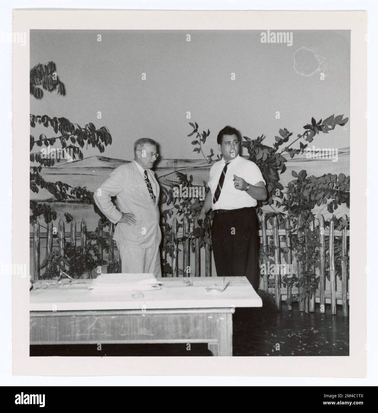 Portraits - Portraits 'd'. Photographies relatives aux forêts nationales, aux pratiques de gestion des ressources, au personnel et à l'histoire culturelle et économique Banque D'Images