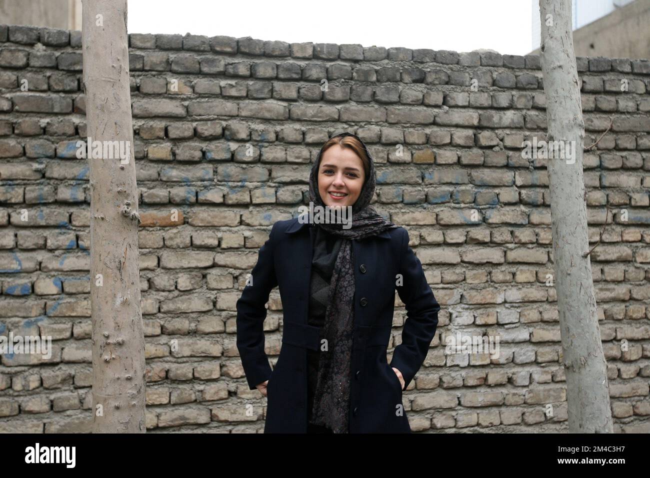 Photo du dossier datée de 01 janvier 2013 de l'actrice iranienne Taraneh Alidoosti pose à Téhéran, en Iran. L’une des actrices les plus connues de l’Iran a été arrêtée quelques jours après qu’elle ait critiqué l’exécution d’un homme impliqué dans les manifestations nationales qui ont balayé le pays depuis septembre. Taraneh Alidoosti avait condamné la pendaison de Mohsen Shekari, qui a été tué ce mois-ci lors de la première exécution connue liée aux manifestations. Shekari aurait été reconnu coupable de « guerre contre Dieu » pour avoir poignardé un membre de la force paramilitaire Basij lors d’une manifestation à Téhéran sur 23 septembre. Photo de Farza Banque D'Images