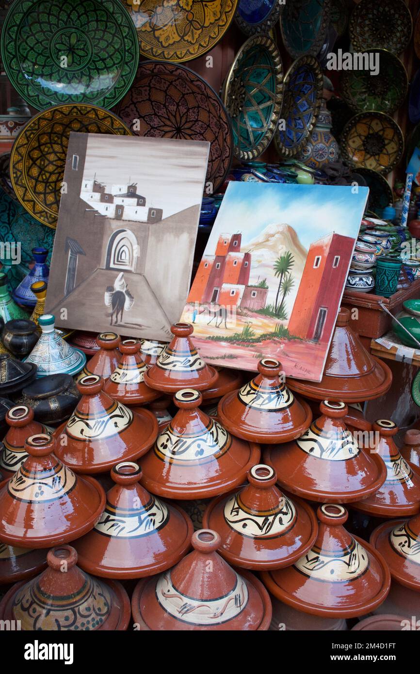 Tajine pots Marrakech, Maroc Banque D'Images