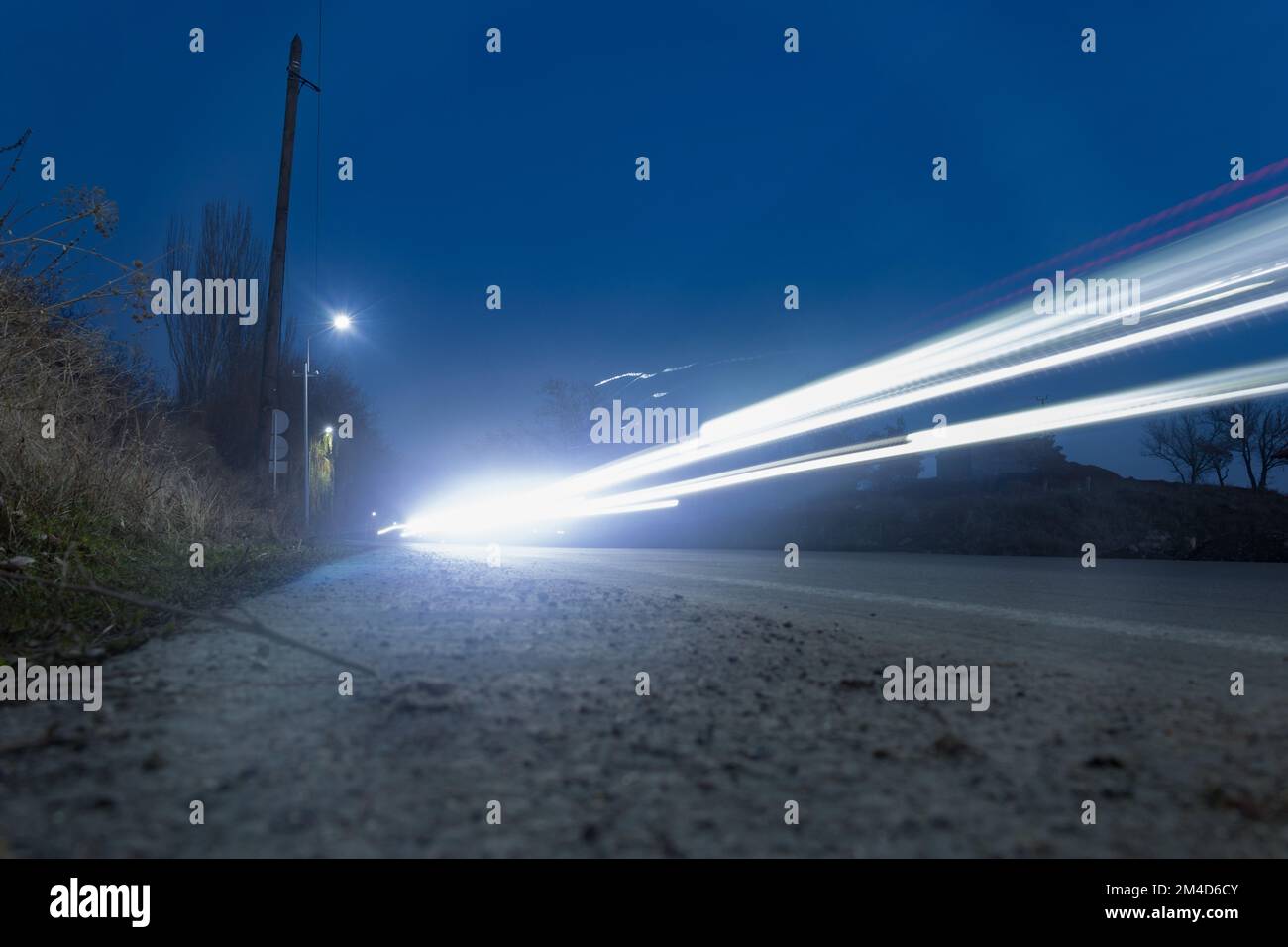 Traînées de lumière abstraites, longue exposition Banque D'Images