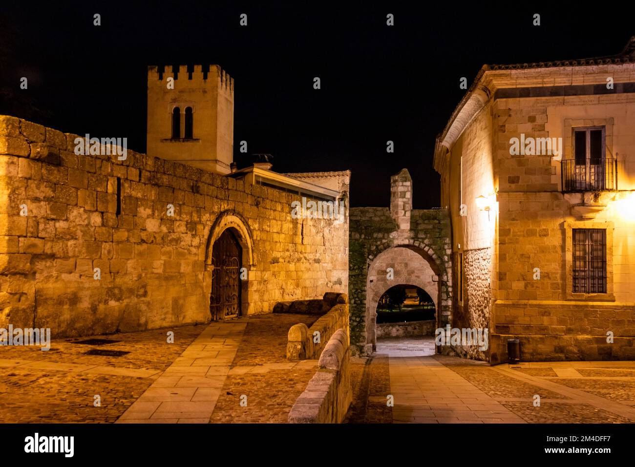 Tranquilidad y calma en la noche, Zamora, España Banque D'Images