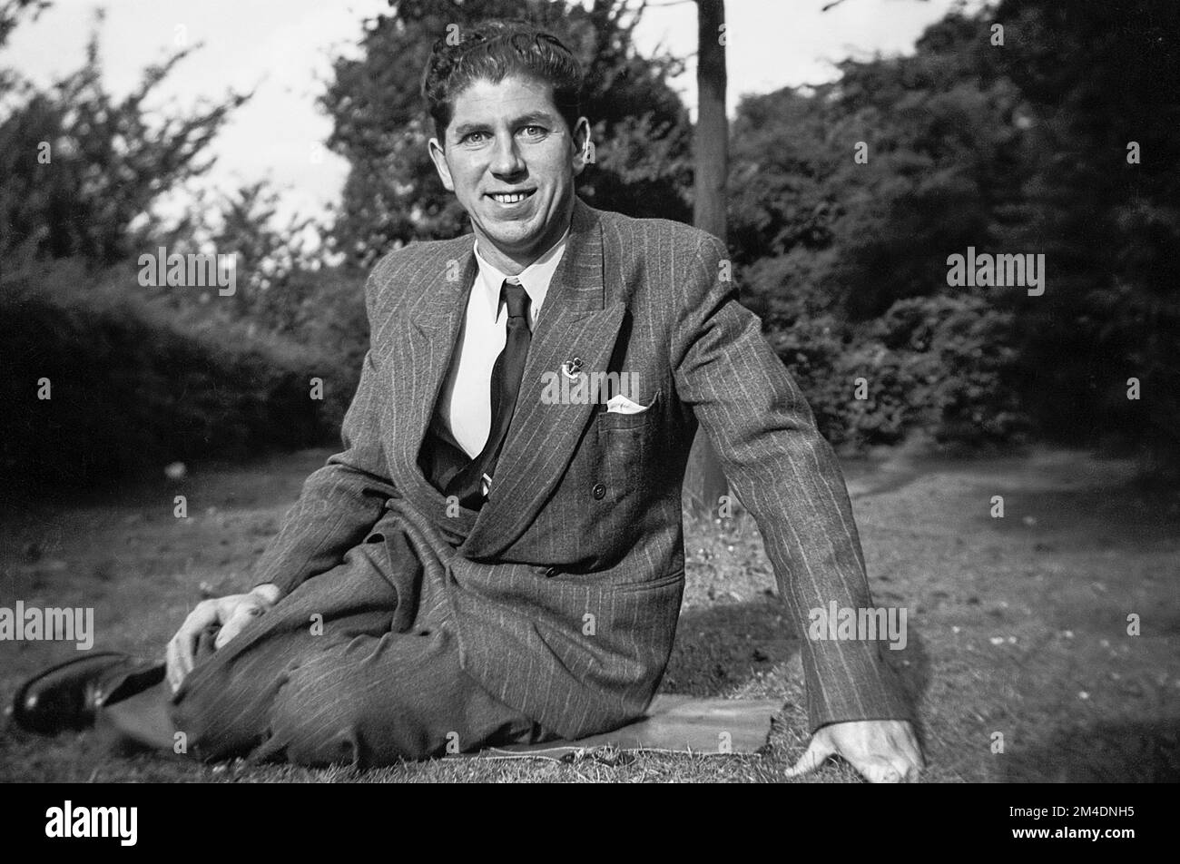 Se détendre dans le parc. Banque D'Images