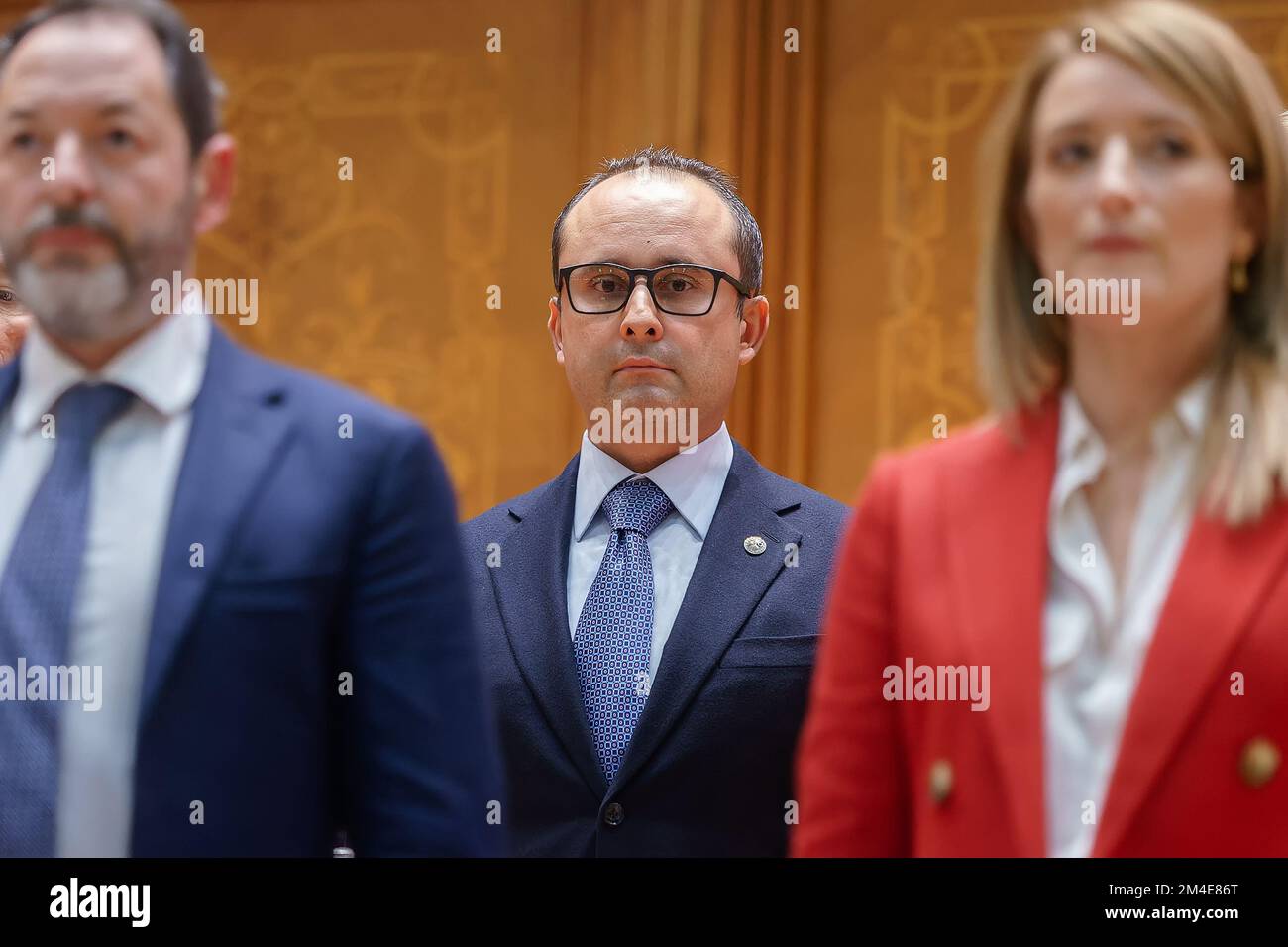 Bucarest, Roumanie - 19 décembre 2022: Député européen Cristian Busoi lors de la séance plénière conjointe des chambres du Parlement roumain à laquelle Roberta a assisté Banque D'Images