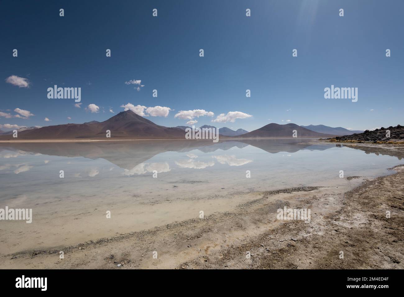 Détails de montagnes, lac et ciel avec des nuages, belle destination touristique en Amérique latine, papier peint dans le jour, endroit calme et frais Banque D'Images