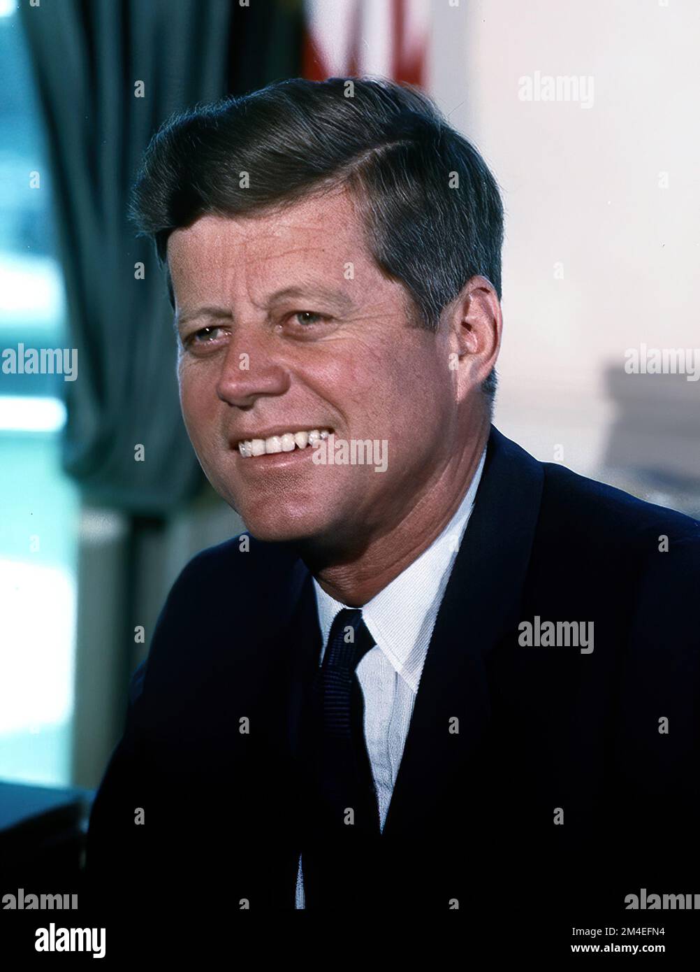 John F. Kennedy, photographie dans le Bureau ovale. Banque D'Images
