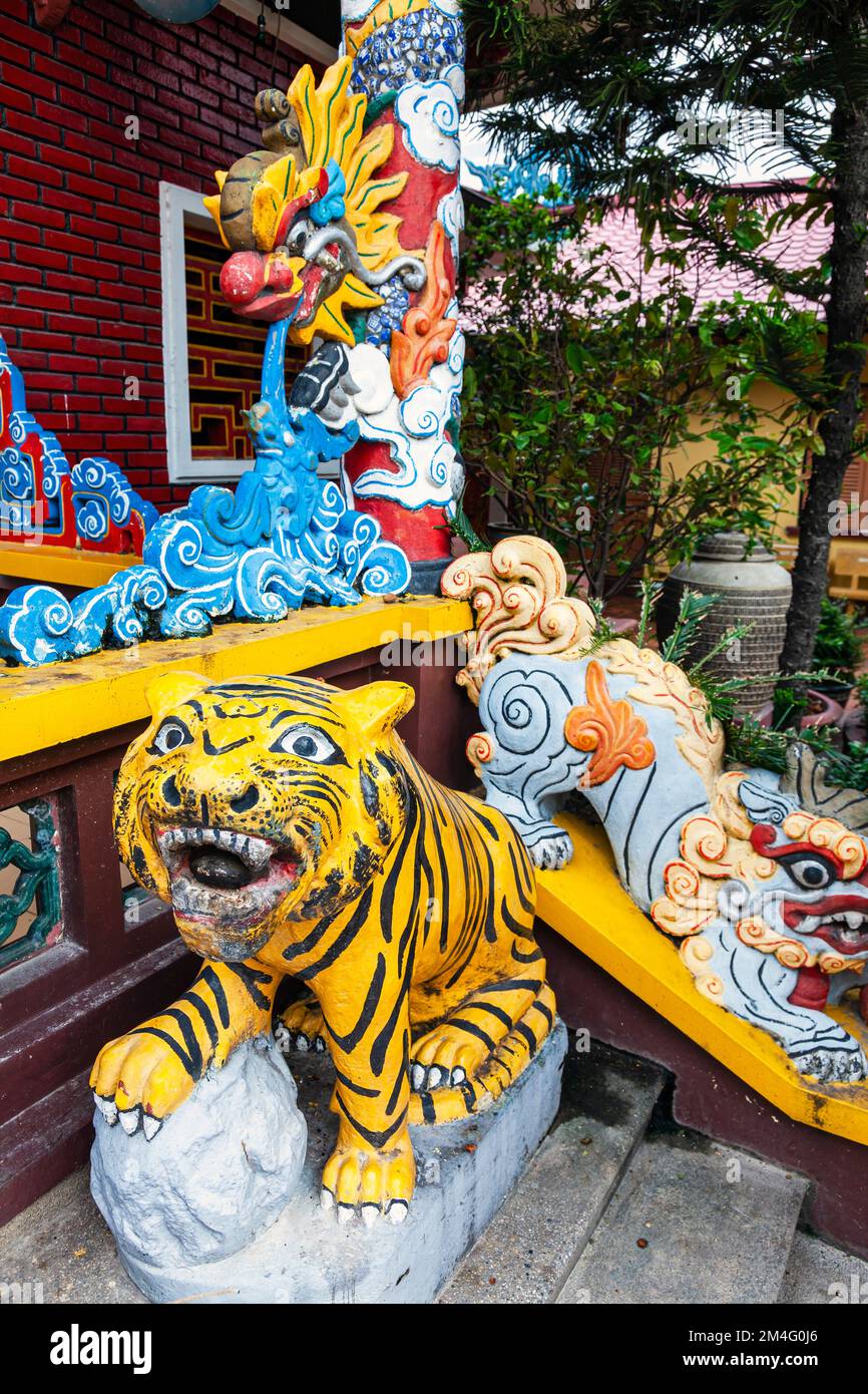 Statues au temple de Tran Hung Dao, Saigon, Vietnam Banque D'Images