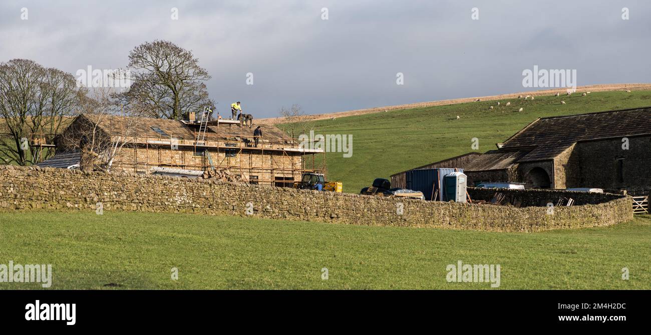 Travaux de construction avec conversion de grange à Little Newton à long Preston, Yorkshire Dales. Banque D'Images