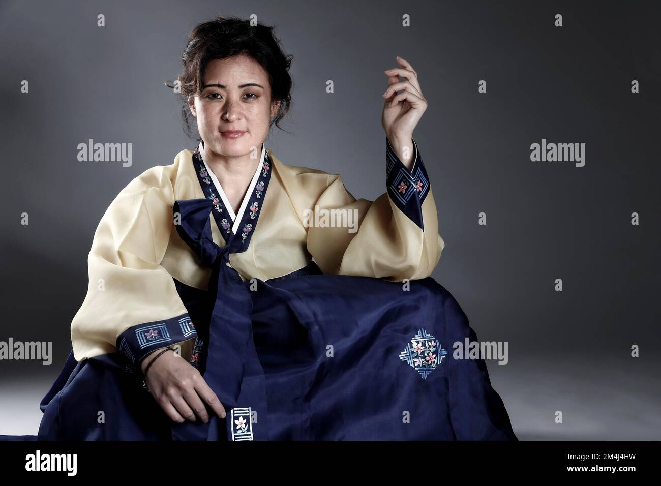 Korean Costume Banque De Photographies Et D images Haute R solution korean-costume-banque-de-photographies-et-d-images-haute-r-solution