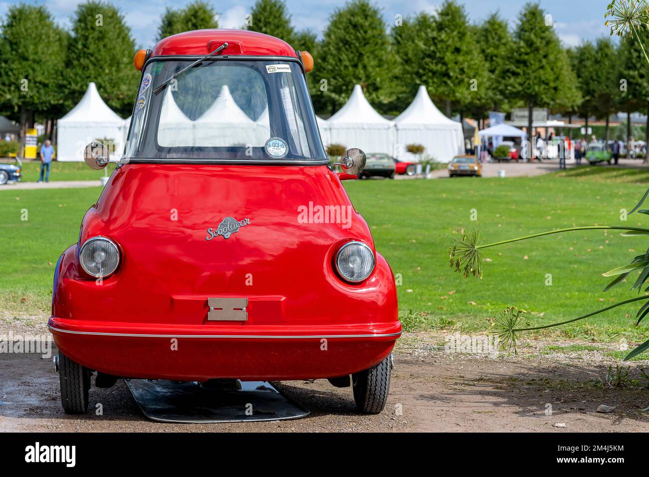 Vintage Scootacar Grande-Bretagne 1959, 1 cylindres, 197 ccm, 8. 5 ch, 3 vitesses, 229 kg, 80 km/h, rouge, Gala classique, Concours international d'élégance Banque D'Images