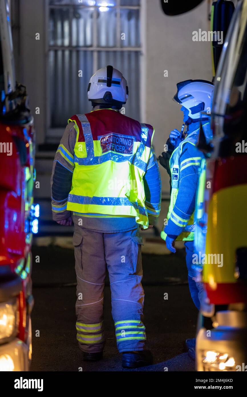 Brentwood, Royaume-Uni. 21st décembre 2022. Brentwood Essex 21st déc 2022 incendie à la maison sur le chemin London Britrwood Essex, Essex et London pompiers présents crédit: Ian Davidson/Alay Live News Banque D'Images Brentwood, Royaume-Uni. 21st décembre 2022. Brentwood Essex 21st déc 2022 incendie à la maison sur le chemin London Britrwood Essex, Essex et London pompiers présents crédit: Ian Davidson/Alay Live News Banque D'Images