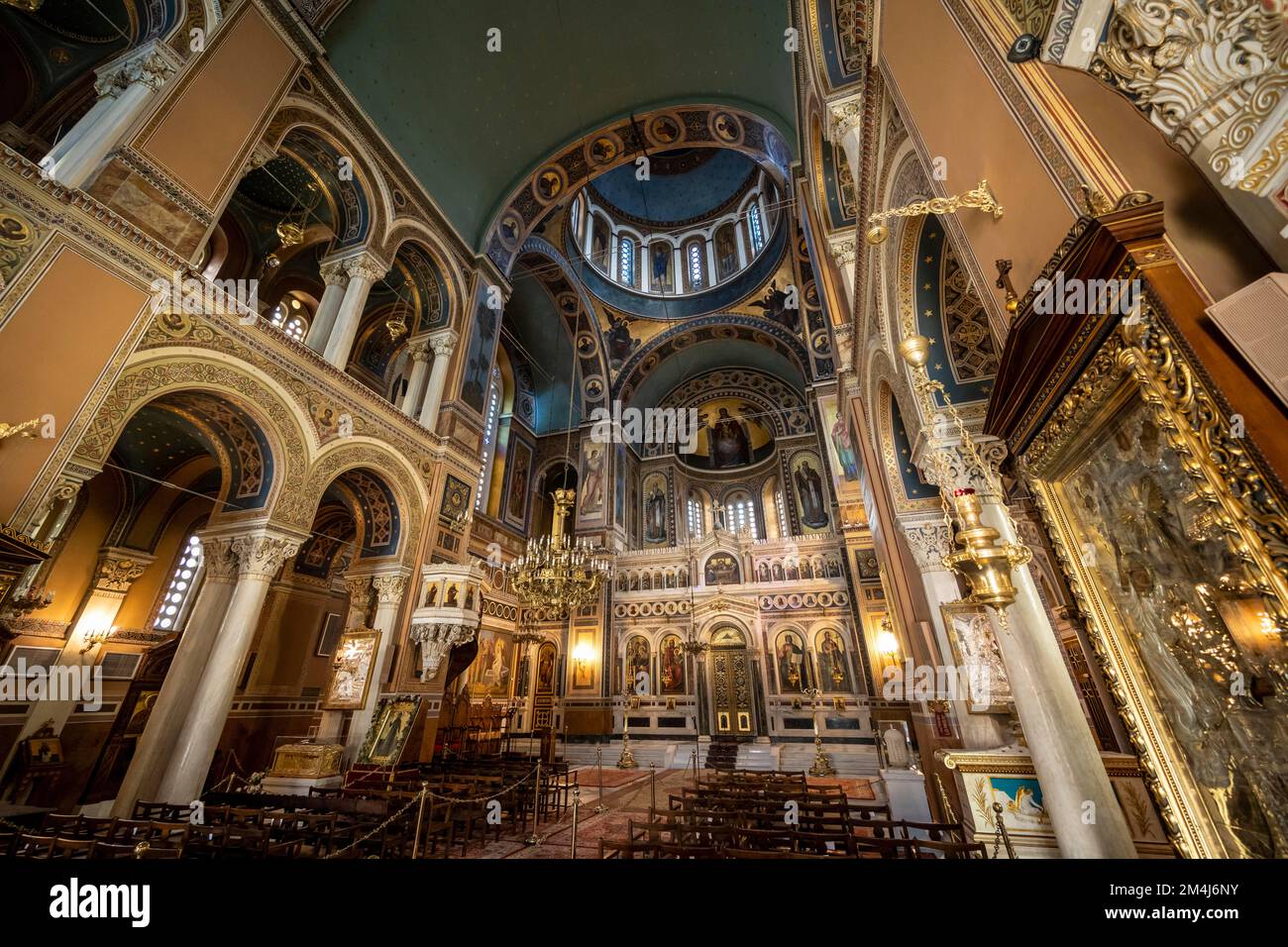 Cathédrale de l'Annonciation, Eglise orthodoxe grecque, intérieur décoré, Athènes, Grèce Banque D'Images