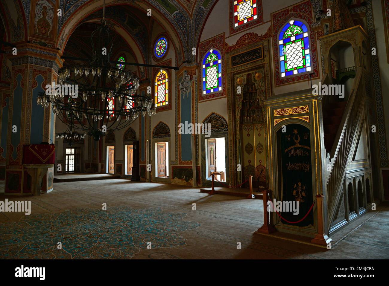 Située à Besiktas, en Turquie, la mosquée Sinan Pasha a été construite au 16th siècle par Mimar Sinan. Banque D'Images