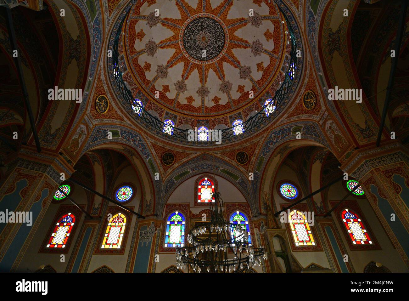 Située à Besiktas, en Turquie, la mosquée Sinan Pasha a été construite au 16th siècle par Mimar Sinan. Banque D'Images
