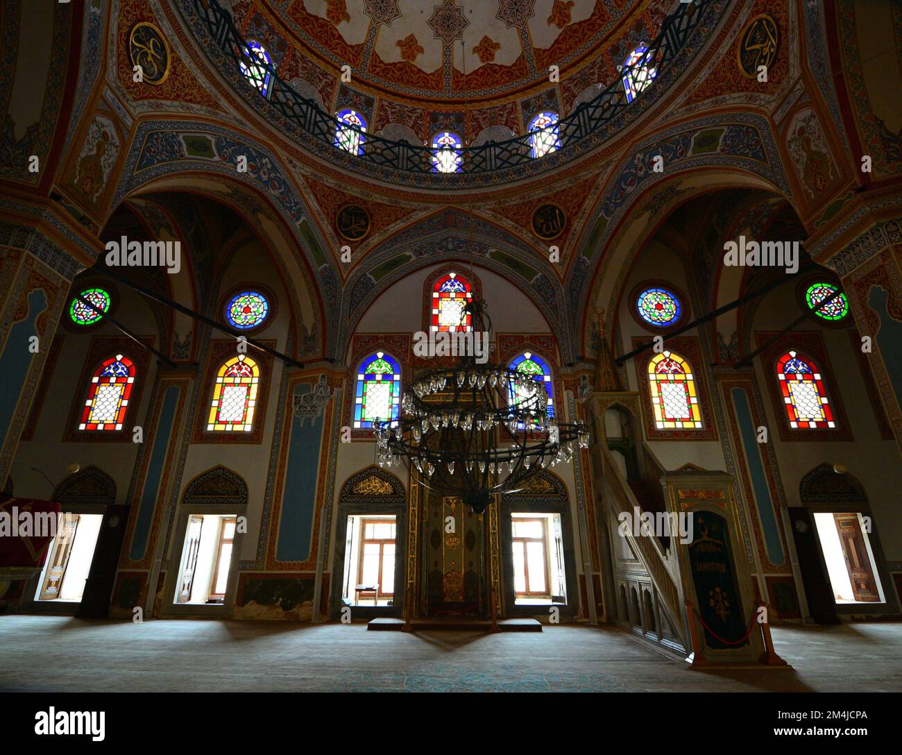 Située à Besiktas, en Turquie, la mosquée Sinan Pasha a été construite au 16th siècle par Mimar Sinan. Banque D'Images