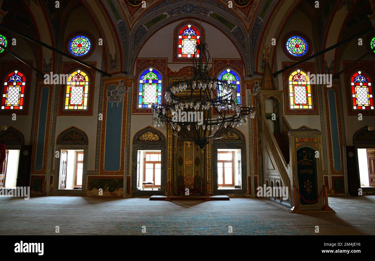 Située à Besiktas, en Turquie, la mosquée Sinan Pasha a été construite au 16th siècle par Mimar Sinan. Banque D'Images