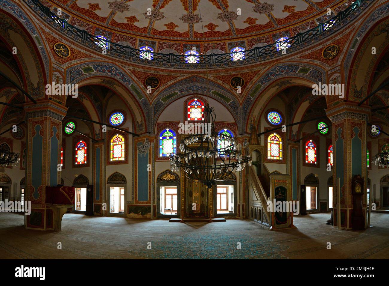 Située à Besiktas, en Turquie, la mosquée Sinan Pasha a été construite au 16th siècle par Mimar Sinan. Banque D'Images