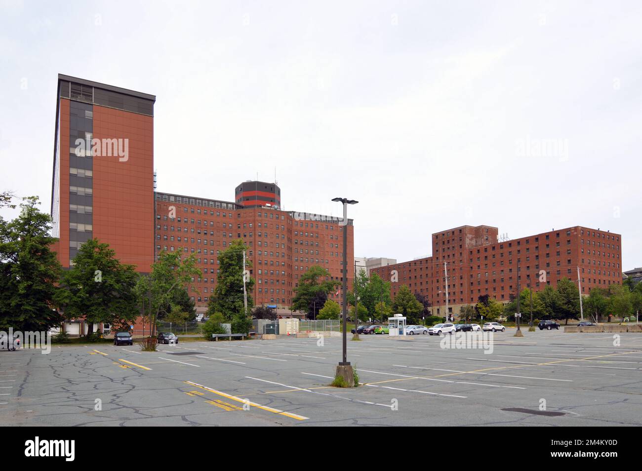 Victoria General Hospital, maintenant le site VG du QEII Health Sciences Centre, vu de South Park Street à Halifax, Nouvelle-Écosse, Canada Banque D'Images