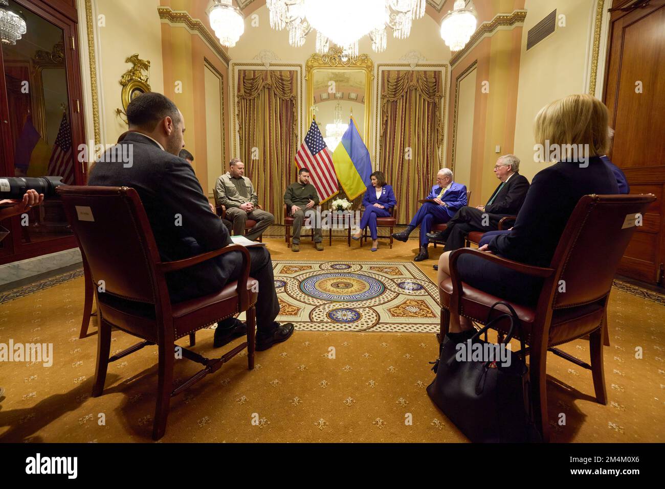 Le président ukrainien Volodymyr Zelensky s’est rendu en visite avec le président américain Joe Biden, le secrétaire d’État Tony Blinken, la présidente de la Chambre des représentants Nancy Pelosi, le vice-président Kamala Harris, et s’est adressé à une réunion conjointe du Congrès américain. Photo: Bureau présidentiel de l'Ukraine Banque D'Images