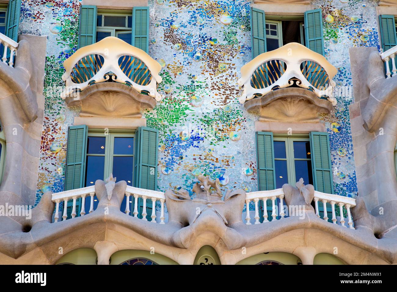 Casa Batlló, l'un des bâtiments d'Antoni Gaudi sur le Passeig de Gràcia à Barcelone, Espagne Banque D'Images