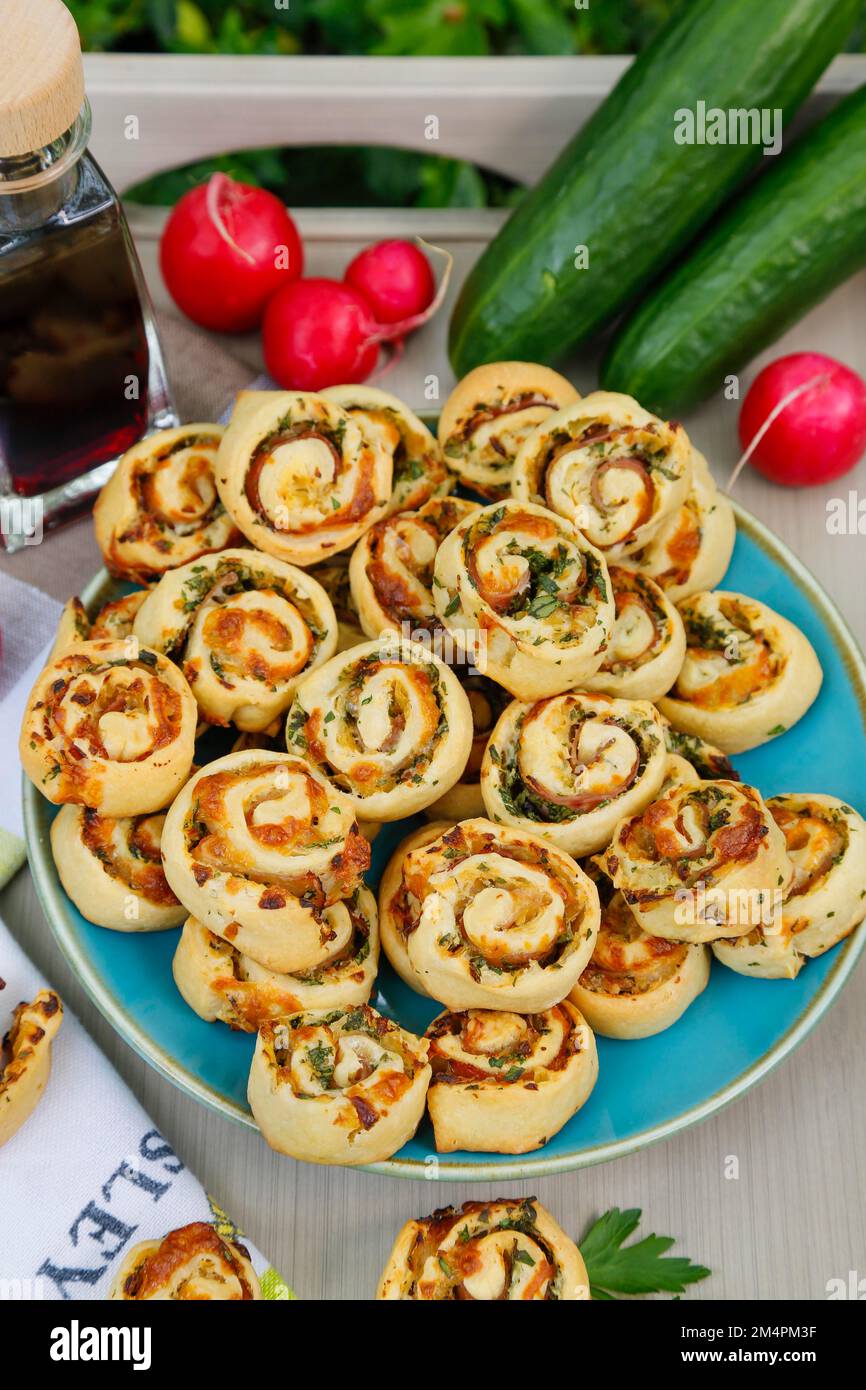 Cuisine souabe, pâtes d'escargots copieuses, salées, pâtisseries à base