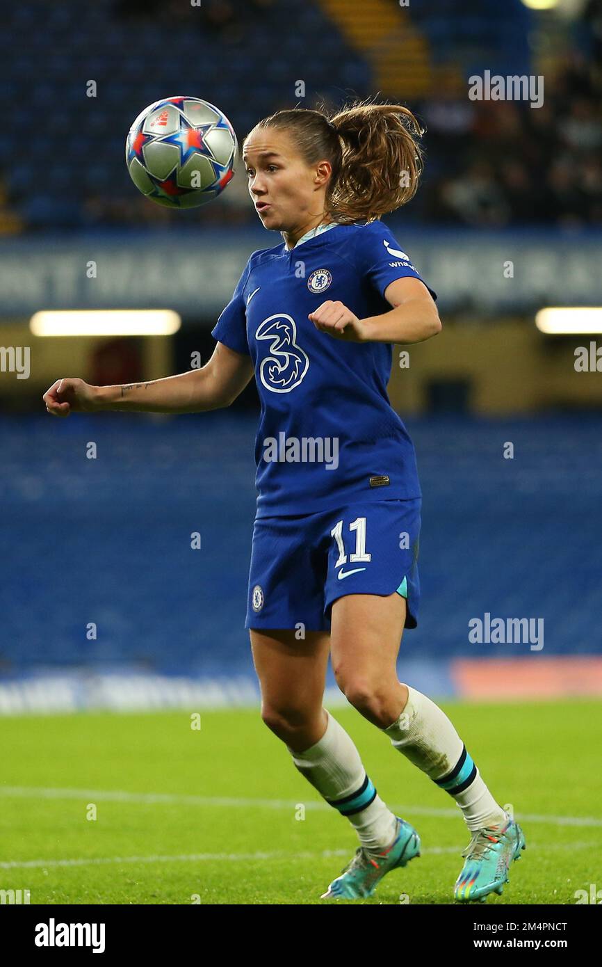 Londres, Royaume-Uni. 22nd décembre 2022. 22nd décembre 2022; Stamford Bridge, Londres, Angleterre: UEFA Womens Champions League football, Chelsea versus Paris Saint Germain; Guro Reiten de Chelsea crédit: Action plus Sports Images/Alay Live News Banque D'Images
