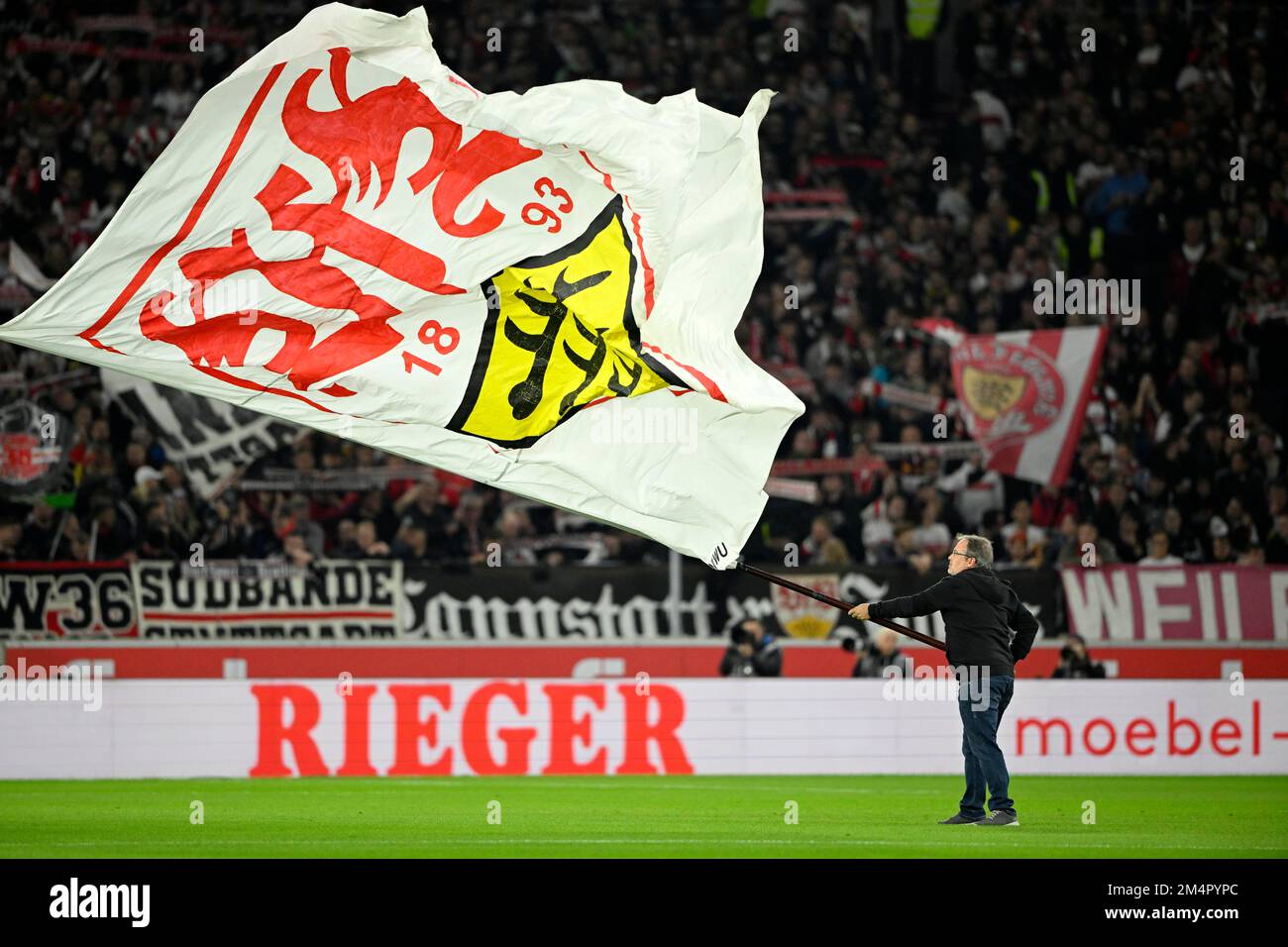 Drapeau, drapeau, logo, Mercedes-Benz Arena, Stuttgart, Bade-Wurtemberg, Allemagne Banque D'Images