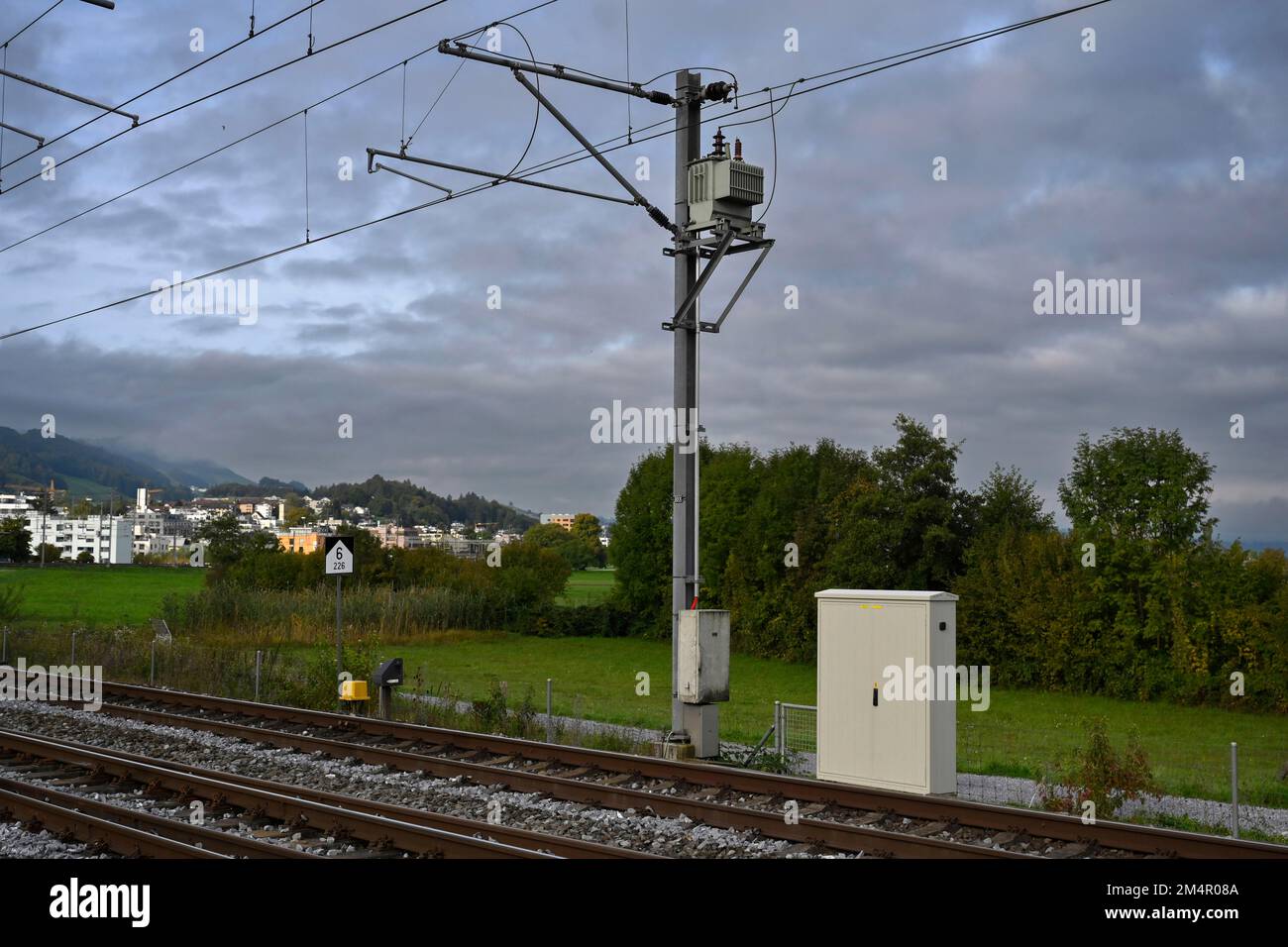 Courant de traction des pylônes de ligne Banque D'Images