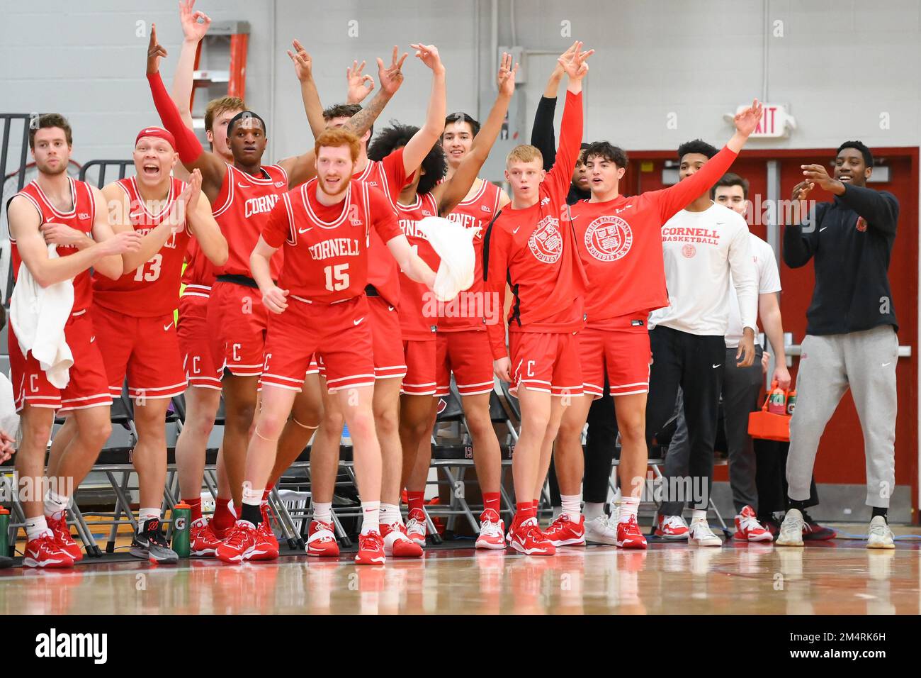 22 décembre 2022 Les joueurs de Cornell Big Red réagissent à un jeu