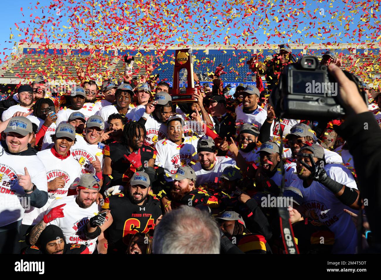 Les Bulldogs de l'État de Ferris remportent le championnat national de football universitaire de la Division II de la NCAA 41-14 au-dessus de l'école des mines du Colorado Orediggers, à Mcki Banque D'Images