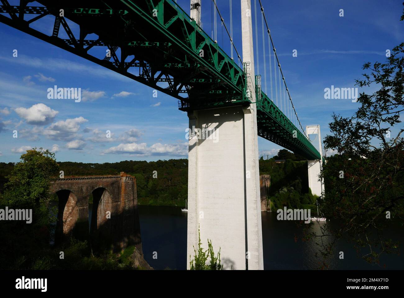 La Ferte-Bernard, le port neuf et nouveau pont, Morbihan, Bretagne, Bretagne, France, Europe Banque D'Images