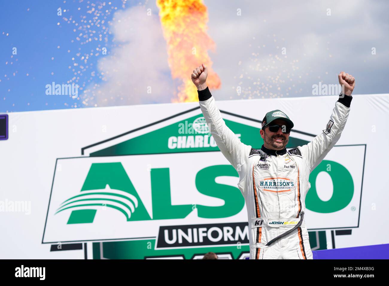 Josh Berry remporte les uniformes d'Alsco 300 au circuit automobile de Charlotte à Concord, en Caroline du Nord. Banque D'Images