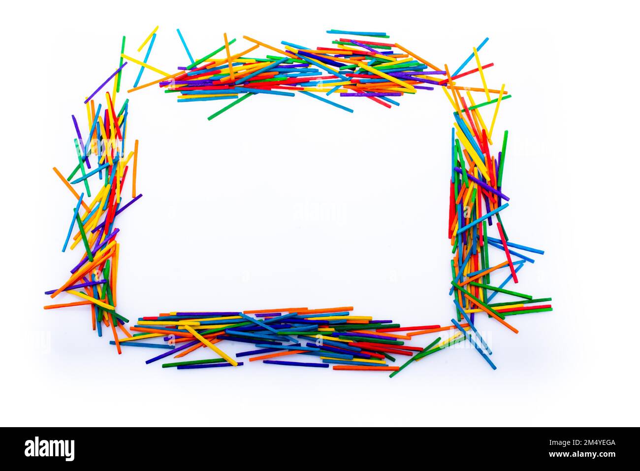 Les formes géométriques faites avec des bâtons colorés comme concept créatif Banque D'Images