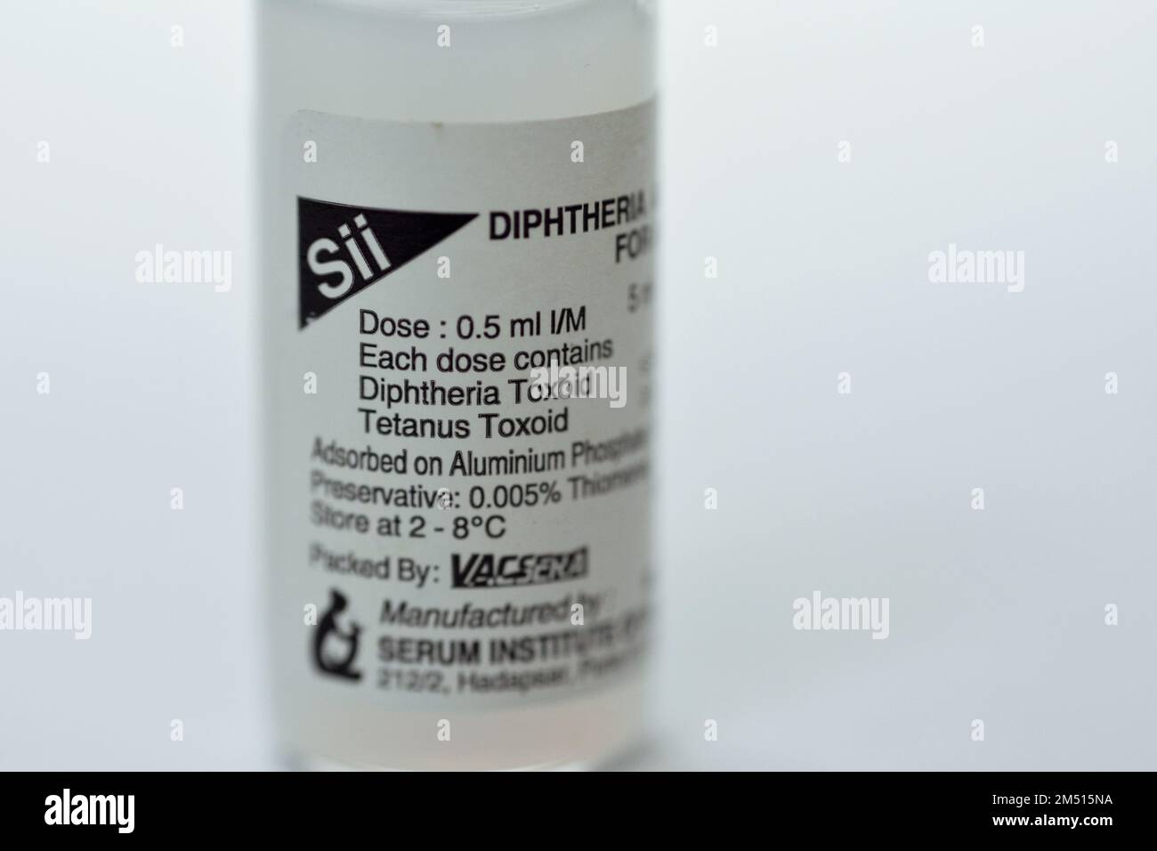 Le Caire, Egypte, 13 décembre 2022: Vaccin contre le tétanos de la diphtérie pour injection intramusculaire dans le muscle deltoïde de l'épaule pour les enfants et les adultes, Diphthe Banque D'Images