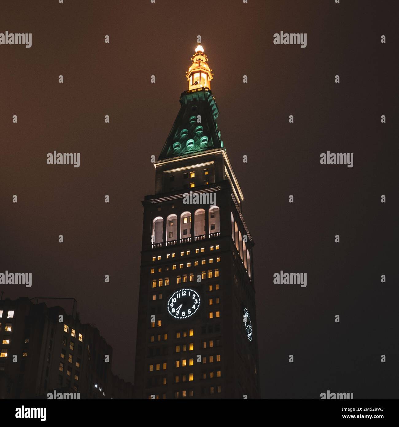 Une vue nocturne sur le bâtiment de la Metropolitan Life Insurance Company Banque D'Images